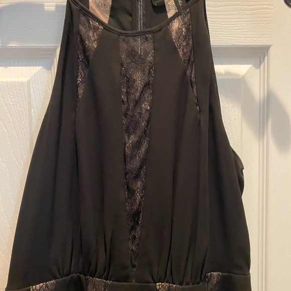 Bcbg black dress with lace inserts - Picture 5 of 6